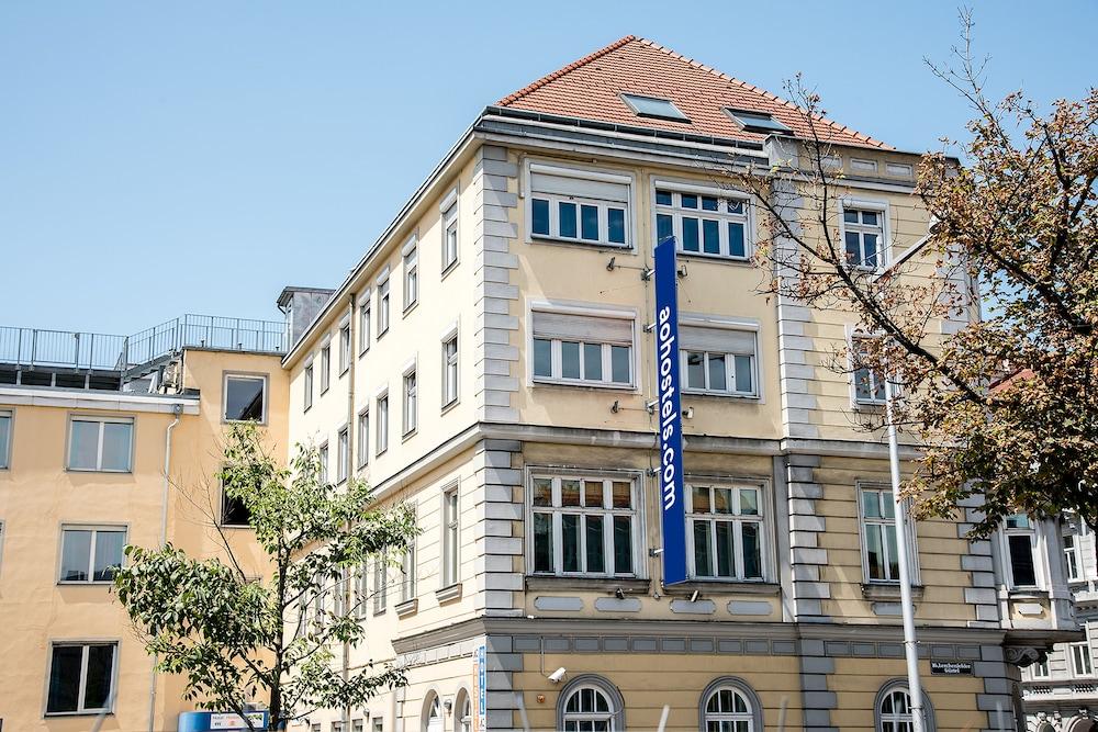 A&O Wien Stadthalle Luaran gambar